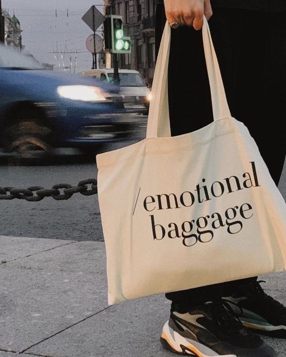 TOTE BAGS